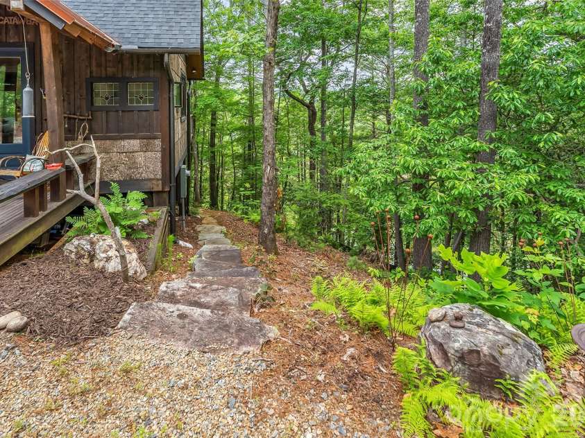 130 Settlement Ridge Drive, Marion, NC 28752.  MLS# CAR4388960, YatesRealty ID 29389. 