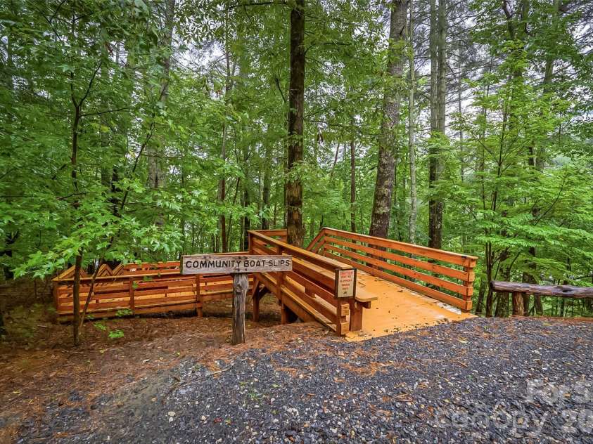 130 Settlement Ridge Drive, Marion, NC 28752.  MLS# CAR4388960, YatesRealty ID 29389. 