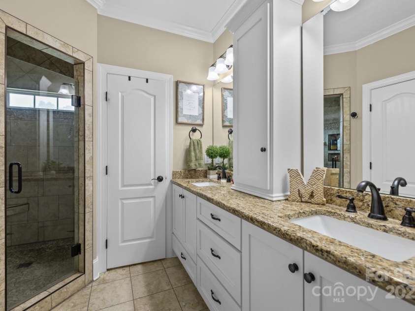 335 Wintergreen Court, Kings Mountain, NC 28086.  MLS# CAR4257589, YatesRealty ID 29390. 