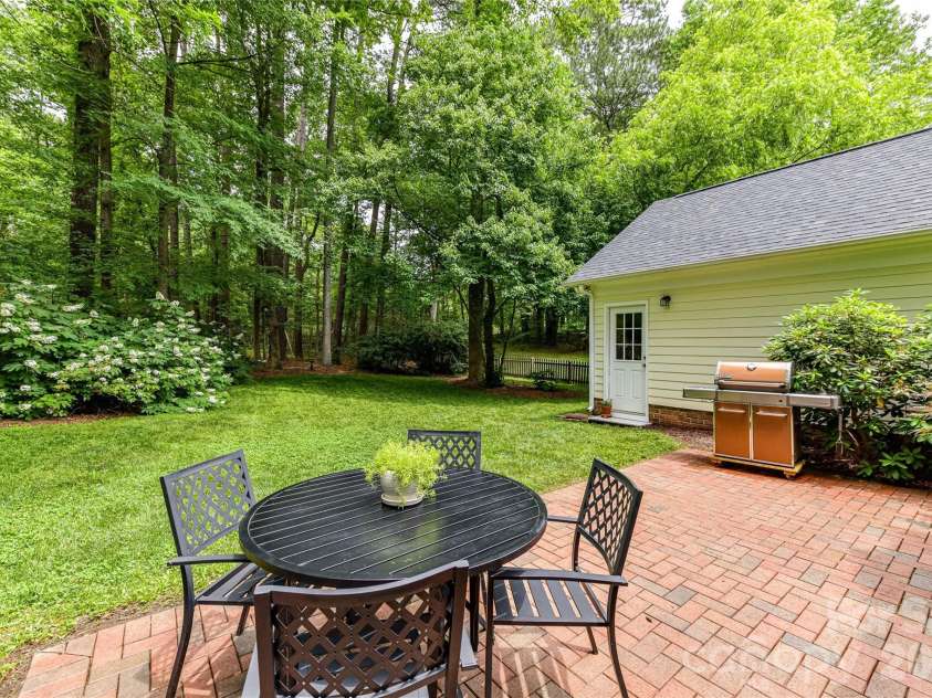 231 Pat Stough Lane, Davidson, NC 28036.  MLS# CAR4381722, YatesRealty ID 29392. Paver Patio Area