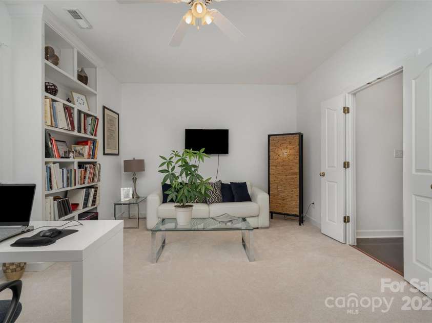 10929 Valley Spring Drive, Charlotte, NC 28277.  MLS# CAR4281296, YatesRealty ID 29393. 