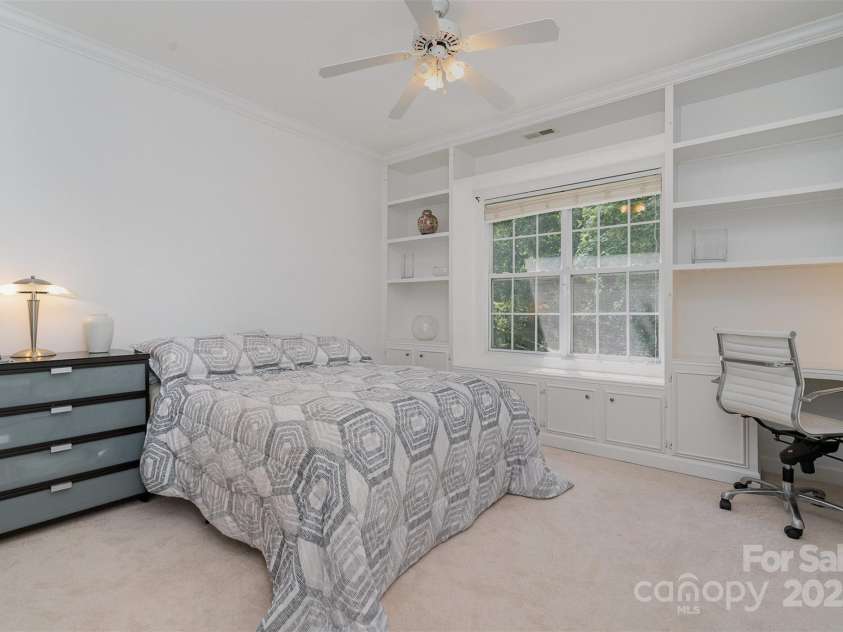 10929 Valley Spring Drive, Charlotte, NC 28277.  MLS# CAR4281296, YatesRealty ID 29393. 