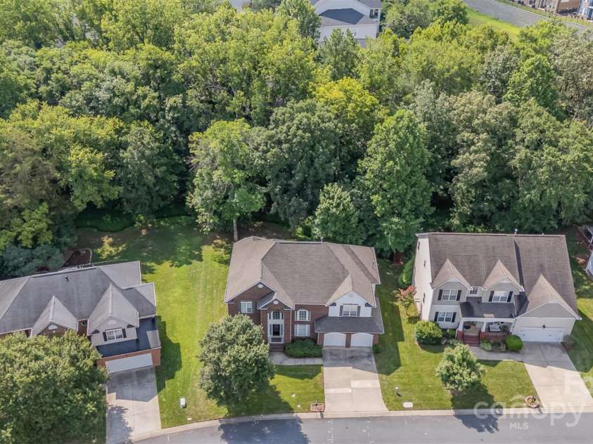 10929 Valley Spring Drive, Charlotte, NC 28277.  MLS# CAR4281296, YatesRealty ID 29393. 