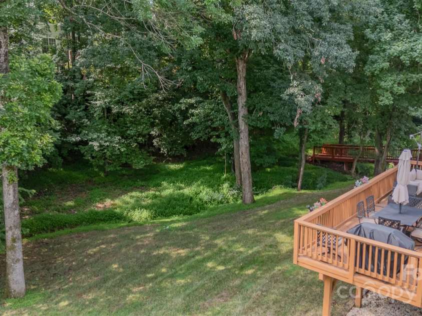 10929 Valley Spring Drive, Charlotte, NC 28277.  MLS# CAR4281296, YatesRealty ID 29393. 