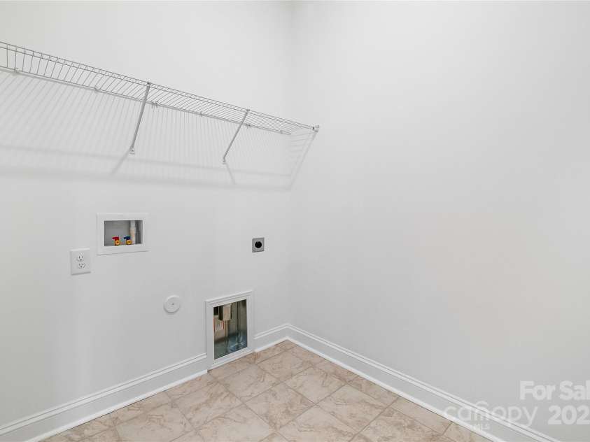 305 Basil Drive, Indian Trail, NC 28079.  MLS# CAR4228885, YatesRealty ID 29397. 305 Basil Drive ~ Ready Now!