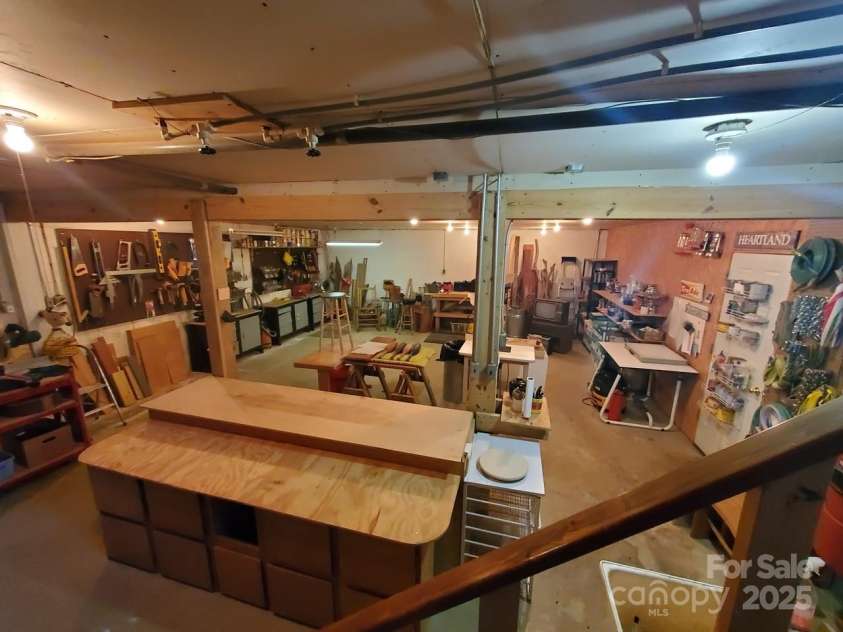 3076 Anderson Cove Road, Marshall, NC 28753.  MLS# CAR4212161, YatesRealty ID 294. Shop