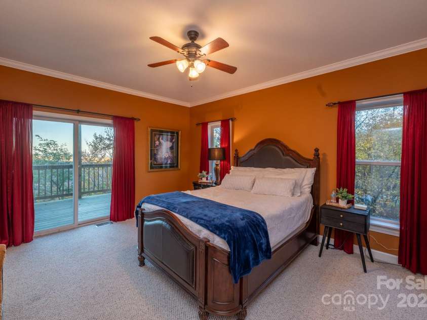 309 Pinnacle Ridge Road, Beech Mountain, NC 28604.  MLS# CAR4318930, YatesRealty ID 294. 