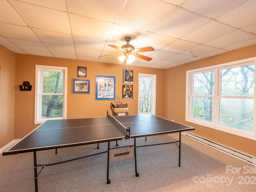 309 Pinnacle Ridge Road, Beech Mountain, NC 28604.  MLS# CAR4318930, YatesRealty ID 294. 