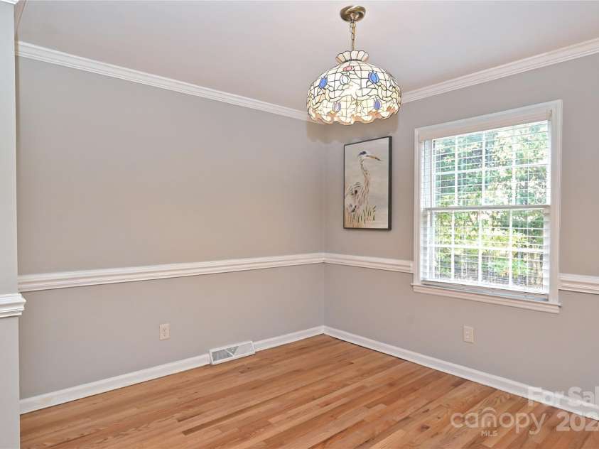 665 Archdale Drive, Charlotte, NC 28217.  MLS# CAR4203129, YatesRealty ID 294. 