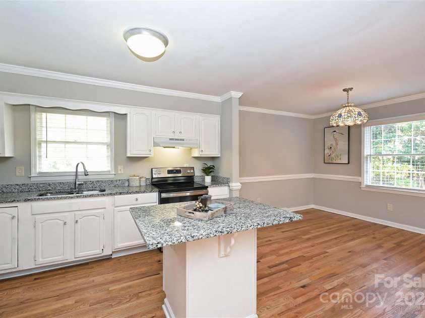 665 Archdale Drive, Charlotte, NC 28217.  MLS# CAR4203129, YatesRealty ID 294. 