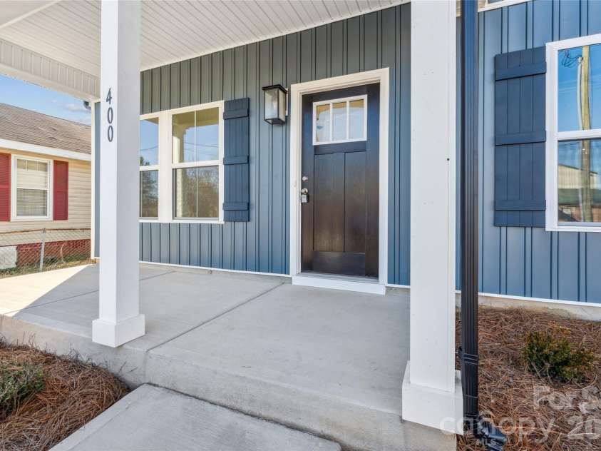400 Lincoln Street, Concord, NC 28025.  MLS# CAR4347615, YatesRealty ID 2940. 