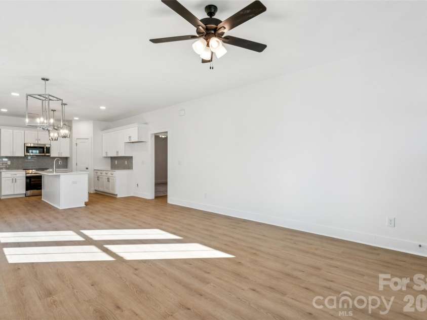 400 Lincoln Street, Concord, NC 28025.  MLS# CAR4347615, YatesRealty ID 2940. 