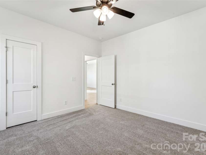 400 Lincoln Street, Concord, NC 28025.  MLS# CAR4347615, YatesRealty ID 2940. 