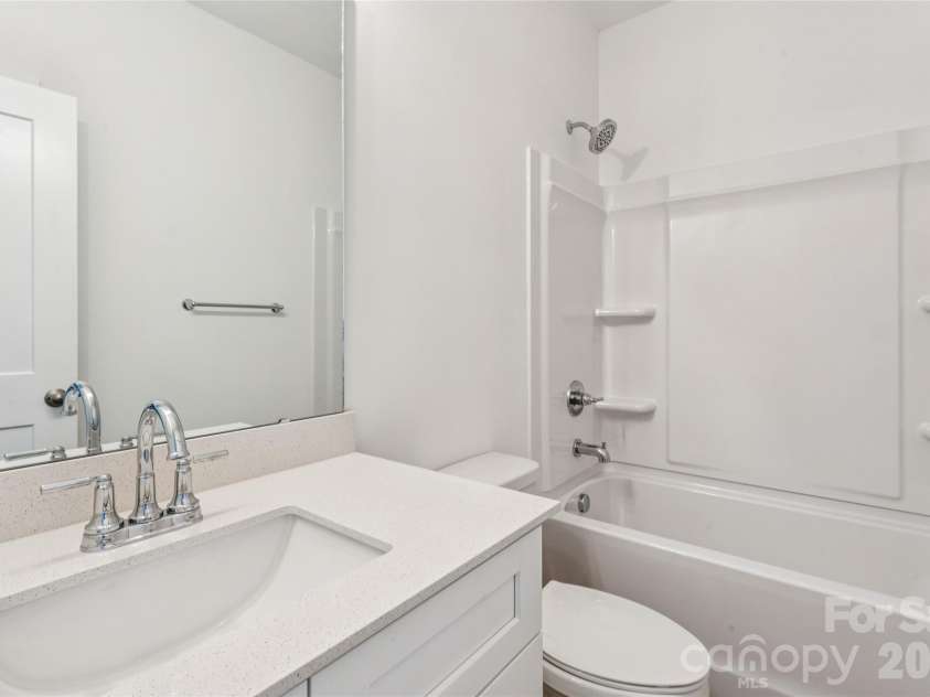 400 Lincoln Street, Concord, NC 28025.  MLS# CAR4347615, YatesRealty ID 2940. 