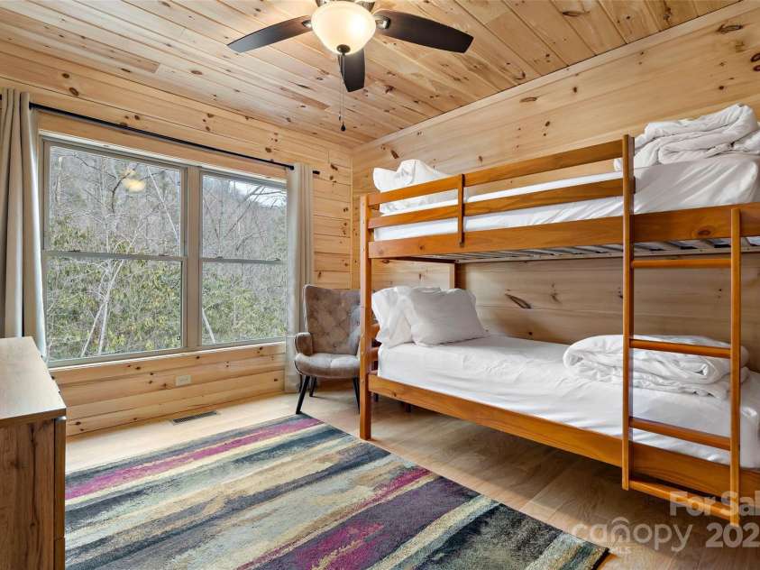 67/69 Flat Top Mountain Road, Fairview, NC 28730.  MLS# CAR4218998, YatesRealty ID 29401. 