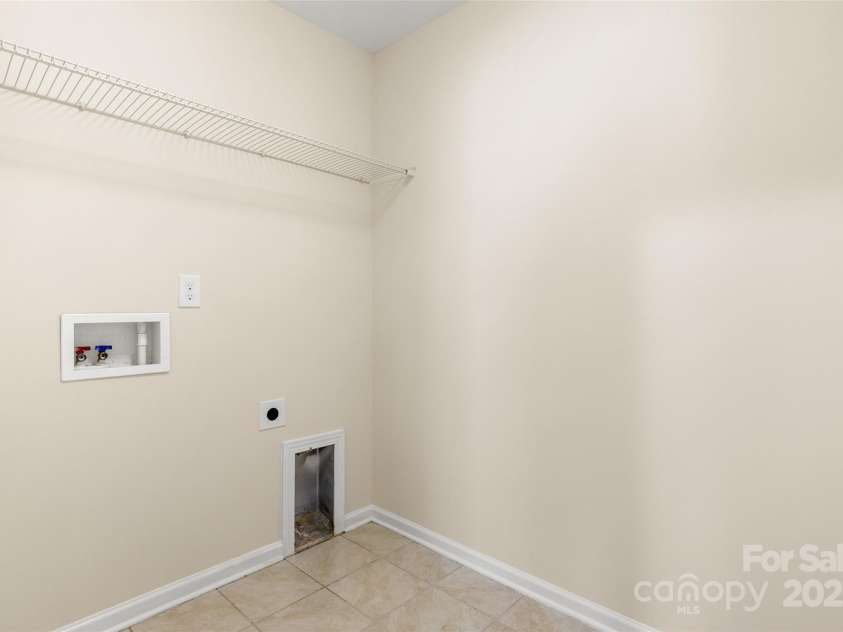 4471 Carrington Drive, Lancaster, SC 29720.  MLS# CAR4279985, YatesRealty ID 29402. 2nd Floor Laundry Room