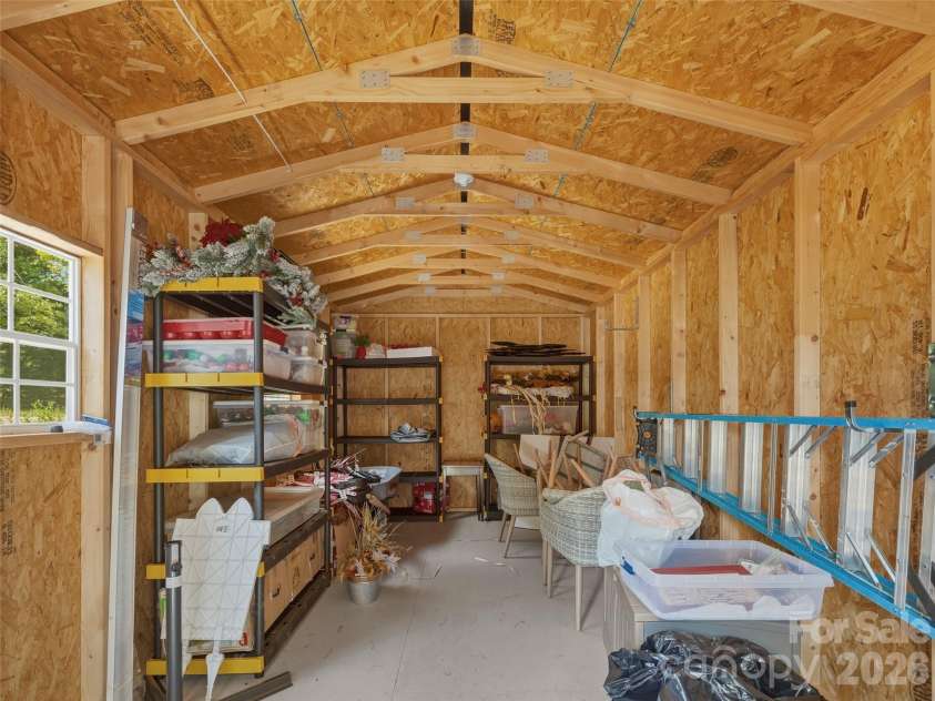 64 Drexel Road, Hendersonville, NC 28739.  MLS# CAR4383841, YatesRealty ID 29402. 