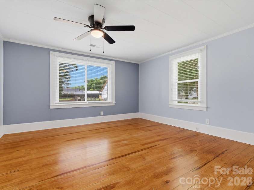 7 Wray Street, York, SC 29745.  MLS# CAR4387446, YatesRealty ID 29403. 
