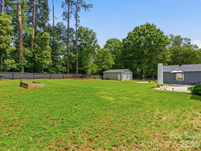 7 Wray Street, York, SC 29745.  MLS# CAR4387446, YatesRealty ID 29403. 