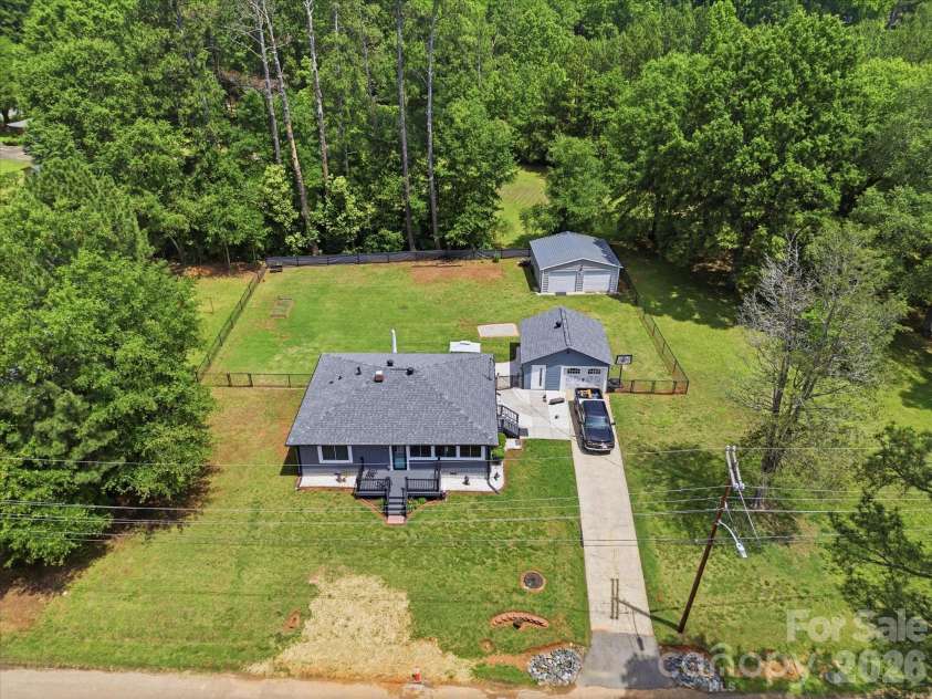 7 Wray Street, York, SC 29745.  MLS# CAR4387446, YatesRealty ID 29403. 