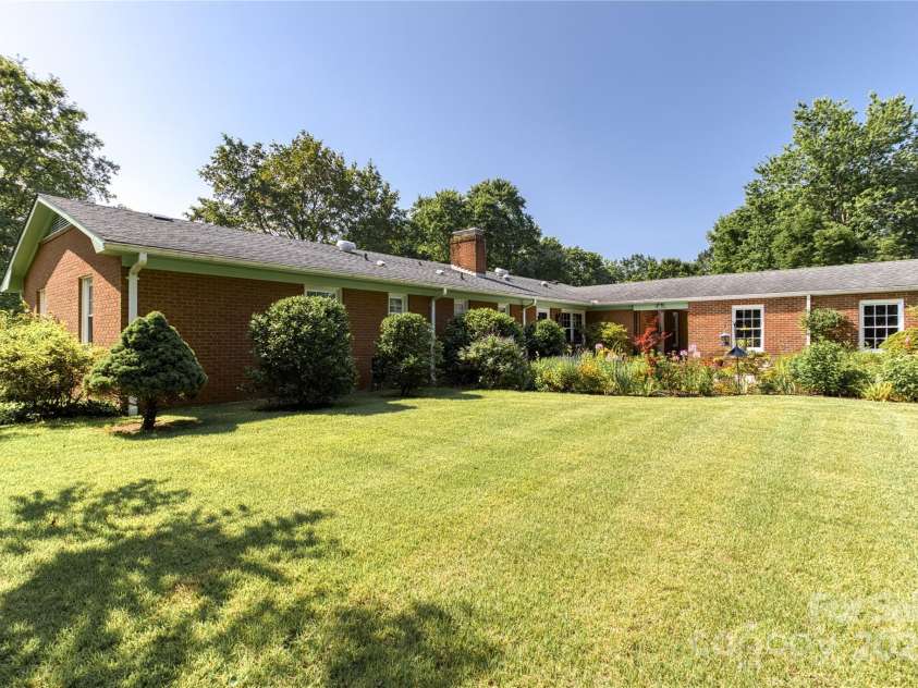 321 Knollwood Avenue, Salisbury, NC 28144.  MLS# CAR4275564, YatesRealty ID 29404. 