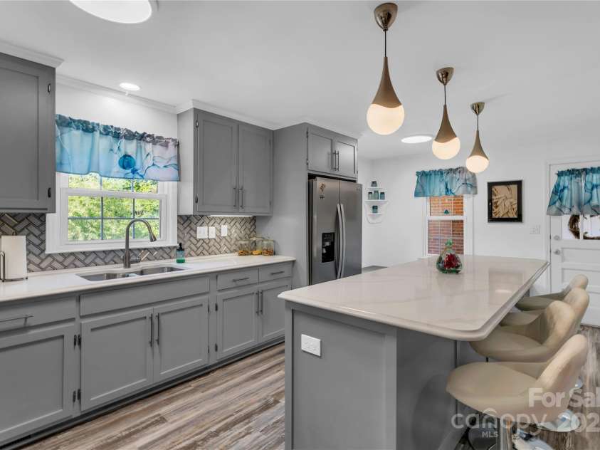 321 Knollwood Avenue, Salisbury, NC 28144.  MLS# CAR4275564, YatesRealty ID 29404. 