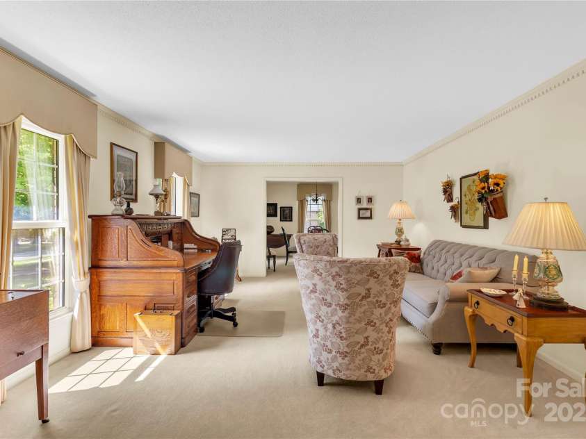 321 Knollwood Avenue, Salisbury, NC 28144.  MLS# CAR4275564, YatesRealty ID 29404. 