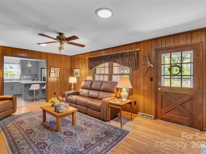 321 Knollwood Avenue, Salisbury, NC 28144.  MLS# CAR4275564, YatesRealty ID 29404. 