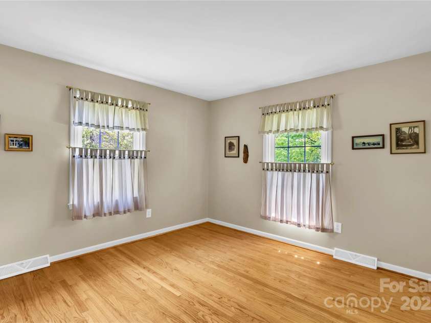 321 Knollwood Avenue, Salisbury, NC 28144.  MLS# CAR4275564, YatesRealty ID 29404. 