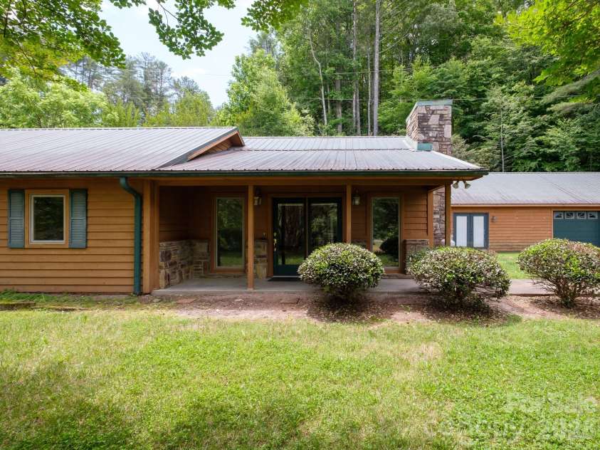 332 Island Cove Road, Penrose, NC 28766.  MLS# CAR4389646, YatesRealty ID 29406. 