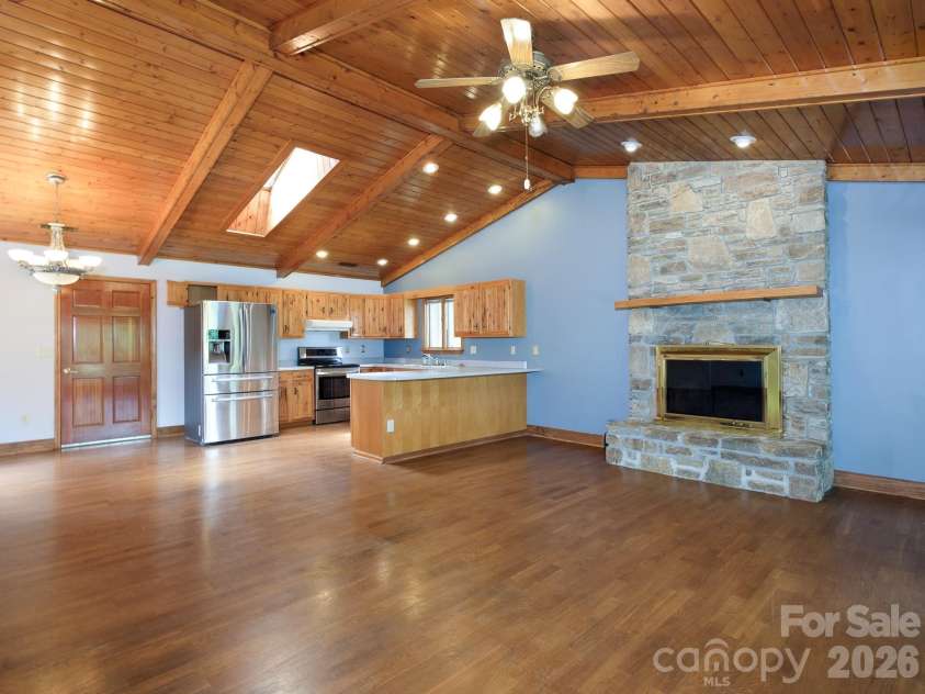 332 Island Cove Road, Penrose, NC 28766.  MLS# CAR4389646, YatesRealty ID 29406. Great room