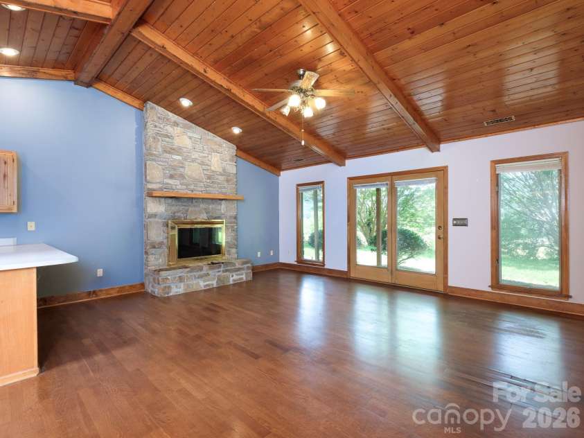 332 Island Cove Road, Penrose, NC 28766.  MLS# CAR4389646, YatesRealty ID 29406. Great room