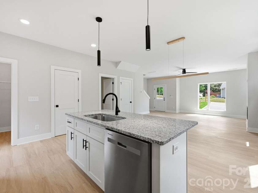 1036 Patton Avenue, Albemarle, NC 28001.  MLS# CAR4380507, YatesRealty ID 29407. 