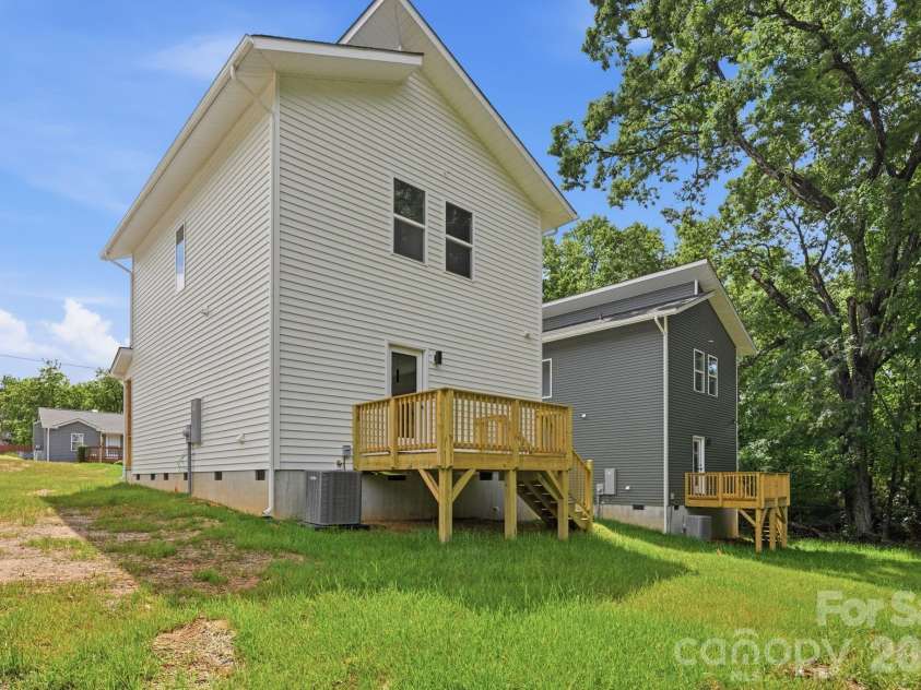 1036 Patton Avenue, Albemarle, NC 28001.  MLS# CAR4380507, YatesRealty ID 29407. 