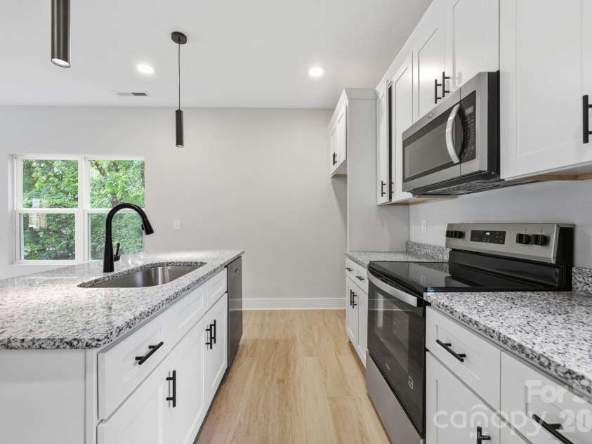 1038 Patton Avenue, Albemarle, NC 28001.  MLS# CAR4380518, YatesRealty ID 29408. 