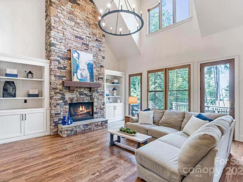 140 Tuskarora Point Lane, Mooresville, NC 28117.  MLS# CAR4251289, YatesRealty ID 29408. 