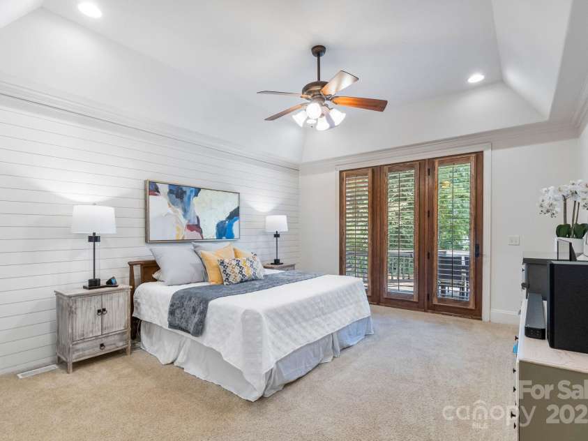 140 Tuskarora Point Lane, Mooresville, NC 28117.  MLS# CAR4251289, YatesRealty ID 29408. 