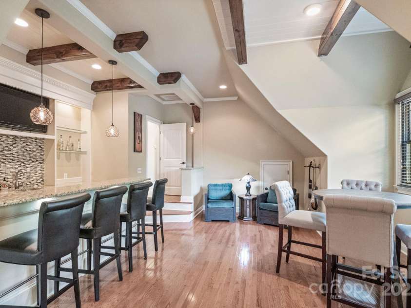 140 Tuskarora Point Lane, Mooresville, NC 28117.  MLS# CAR4251289, YatesRealty ID 29408. 