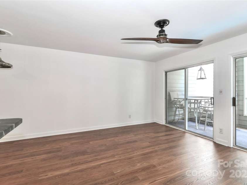 226 Northwest Drive, Davidson, NC 28036.  MLS# CAR4278820, YatesRealty ID 29409. 