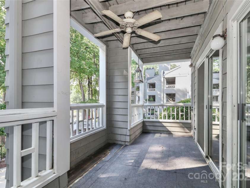 226 Northwest Drive, Davidson, NC 28036.  MLS# CAR4278820, YatesRealty ID 29409. 