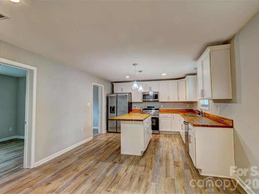 202 Ramsey Street, Cherryville, NC 28021.  MLS# CAR4340360, YatesRealty ID 2941. 