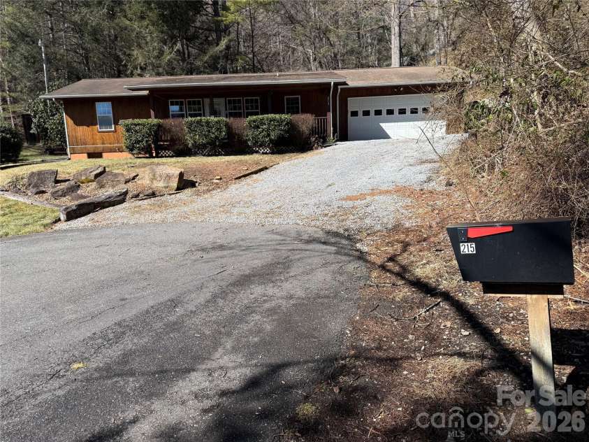 215 Pinellas Lane, Waynesville, NC 28785.  MLS# CAR4351510, YatesRealty ID 2941. 