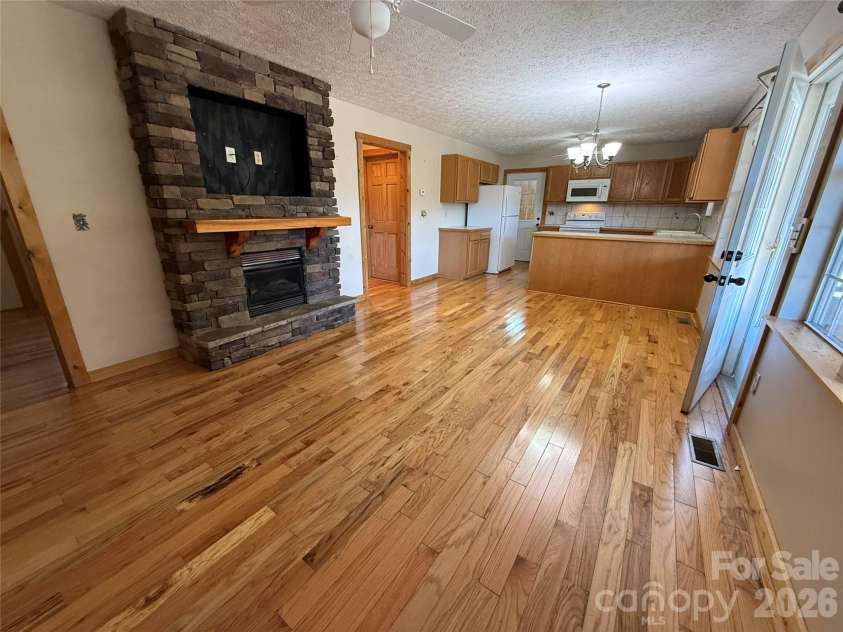 215 Pinellas Lane, Waynesville, NC 28785.  MLS# CAR4351510, YatesRealty ID 2941. 