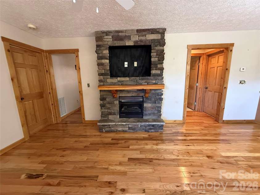 215 Pinellas Lane, Waynesville, NC 28785.  MLS# CAR4351510, YatesRealty ID 2941. 