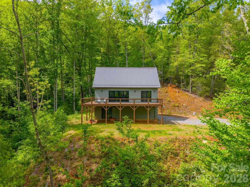 161 Panther Ridge Drive, Sylva, NC 28779.  MLS# CAR4376644, YatesRealty ID 29411. 