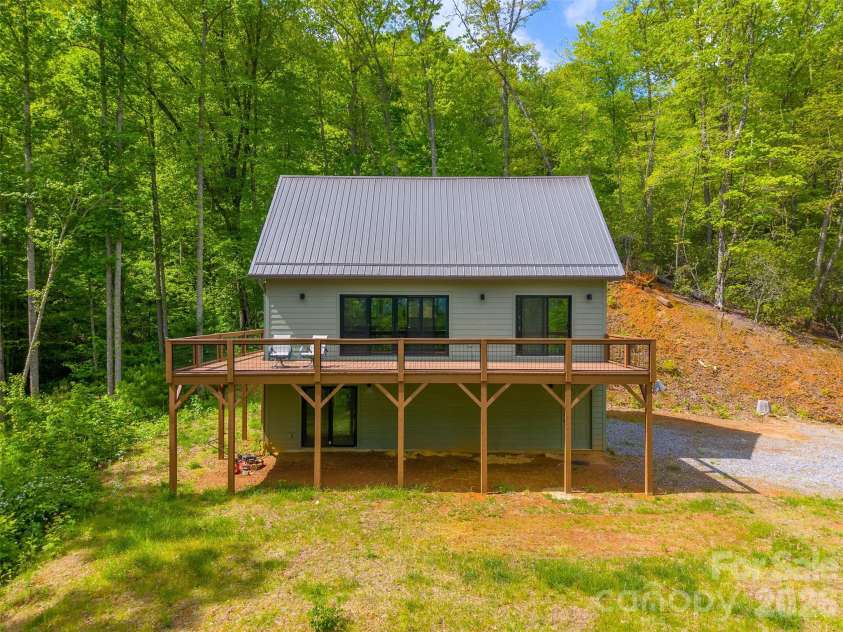 161 Panther Ridge Drive, Sylva, NC 28779.  MLS# CAR4376644, YatesRealty ID 29411. 