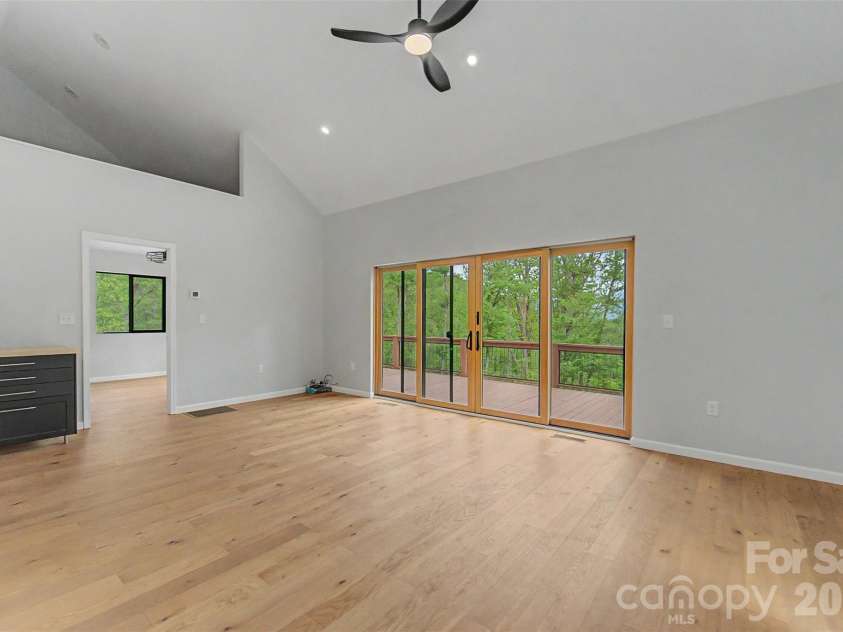 161 Panther Ridge Drive, Sylva, NC 28779.  MLS# CAR4376644, YatesRealty ID 29411. 