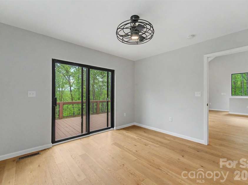 161 Panther Ridge Drive, Sylva, NC 28779.  MLS# CAR4376644, YatesRealty ID 29411. 