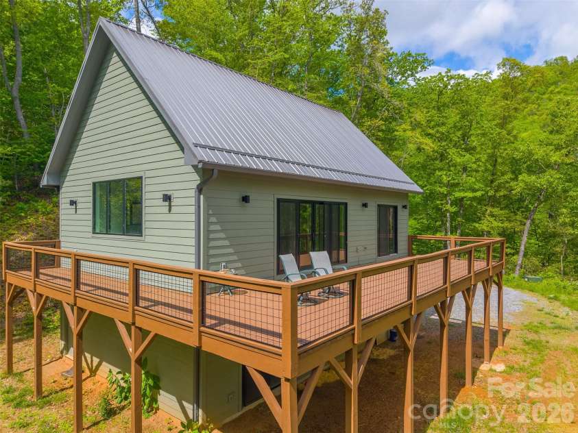 161 Panther Ridge Drive, Sylva, NC 28779.  MLS# CAR4376644, YatesRealty ID 29411. 