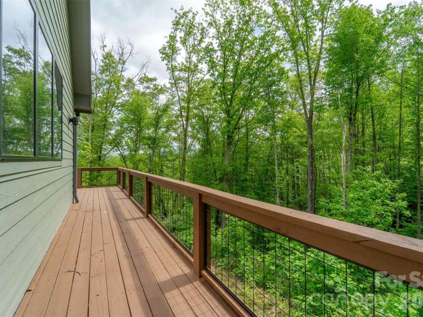 161 Panther Ridge Drive, Sylva, NC 28779.  MLS# CAR4376644, YatesRealty ID 29411. 